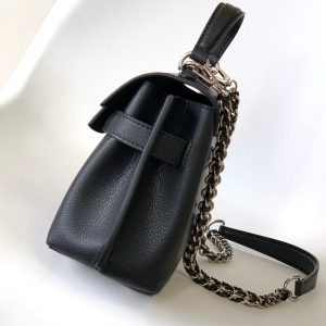 Alternative view of p700 Dynamic 163M23075 Green with White M20997 Black M21502 Gray M22626 Pink with White M21088 Nude Pink M23442 Purple with White This Lockme Ever mini handbag draws elegant hues from the Louis Vuitton family estate, featuring grained calf leather accented with polished metal hardware.The woven chain allows for shoulder or crossbody wear, while the top handle offers elegant hand-carrying. Dimensions: 23 x 17 x 10 cm (Length x Height x Width)